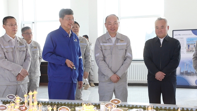 莫鼎革赴盤錦調(diào)研重點(diǎn)項(xiàng)目及所屬企業(yè)